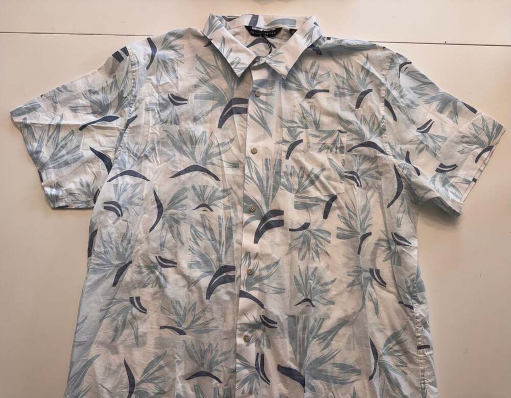 TravisMathew The Thick Of It Short Sleeve Button Down Shirt XXL